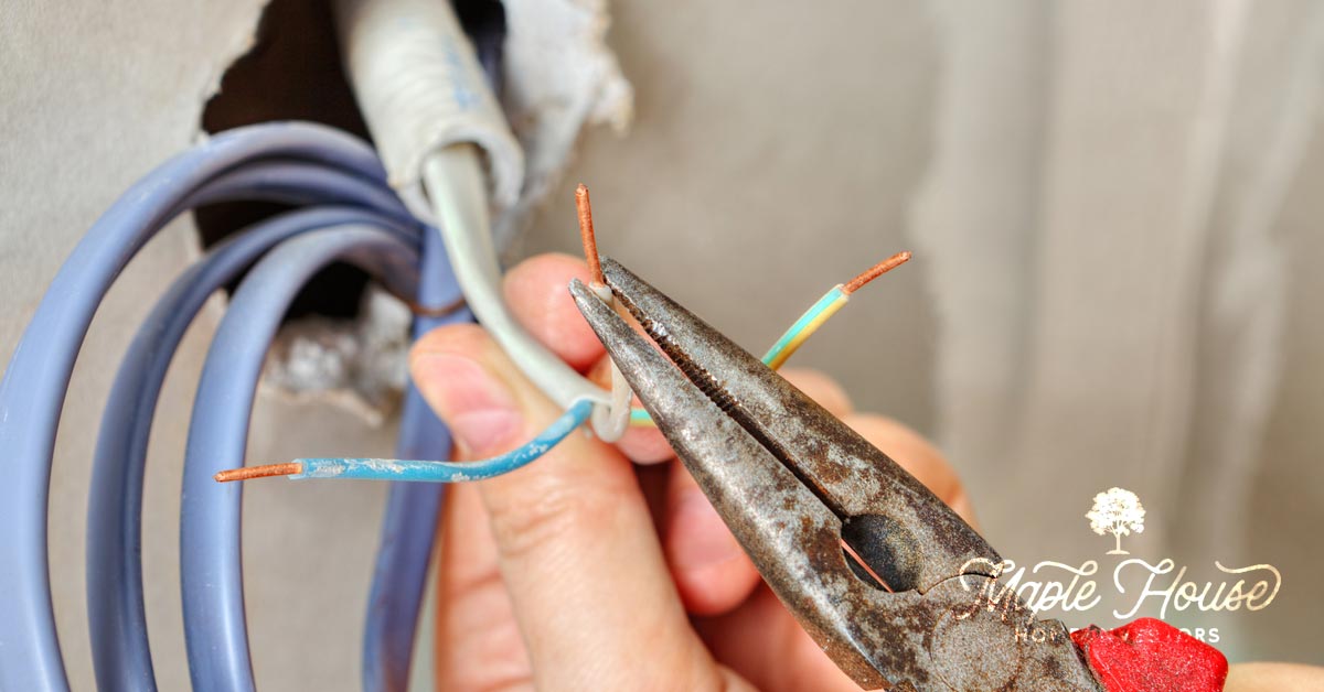How To Sell A House In Pensacola With Electrical Problems